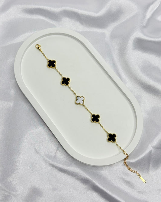Double sided Clover golden Bracelet | Code : 136